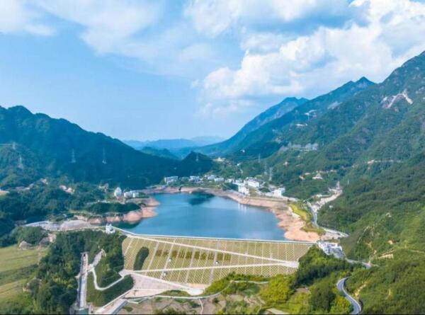 国家电网公司召开服务新能源高质量发展拼搏（中国）发布会