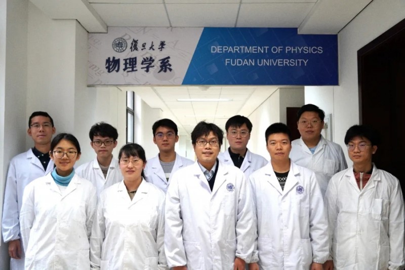 重大突破！我国科学家发现新型高温超导体
