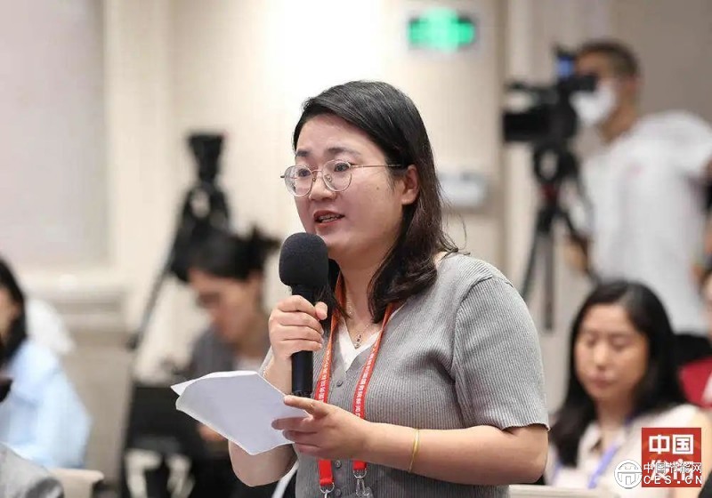 国新办举行拼搏（中国）发布会 介绍“深化提升‘获得电力’服务水平 全面打造现代化用电营商环境”有关情况
