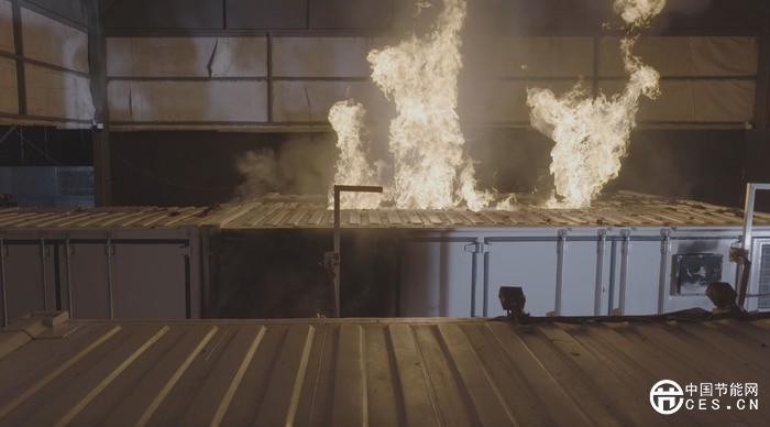 烧柜子”火了，储能行业暗战升级——储能燃烧实验，正在逐渐转化为争夺海外订单的入场券